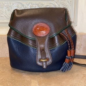 VINTAGE & RARE Dooney & Bourke Teton Drawstring Saddle bag